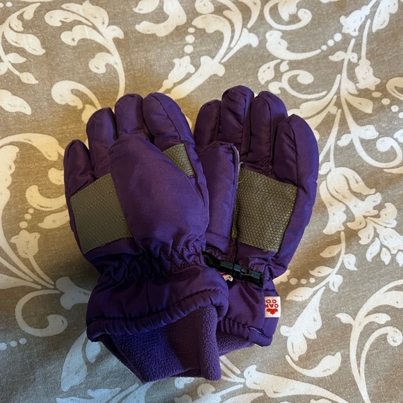 3 Pairs of Winter Gloves and Mittens Kids Size 4-6 - Picture 4 of 4